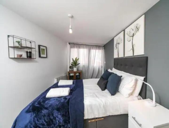 Apartment Lovely Slough