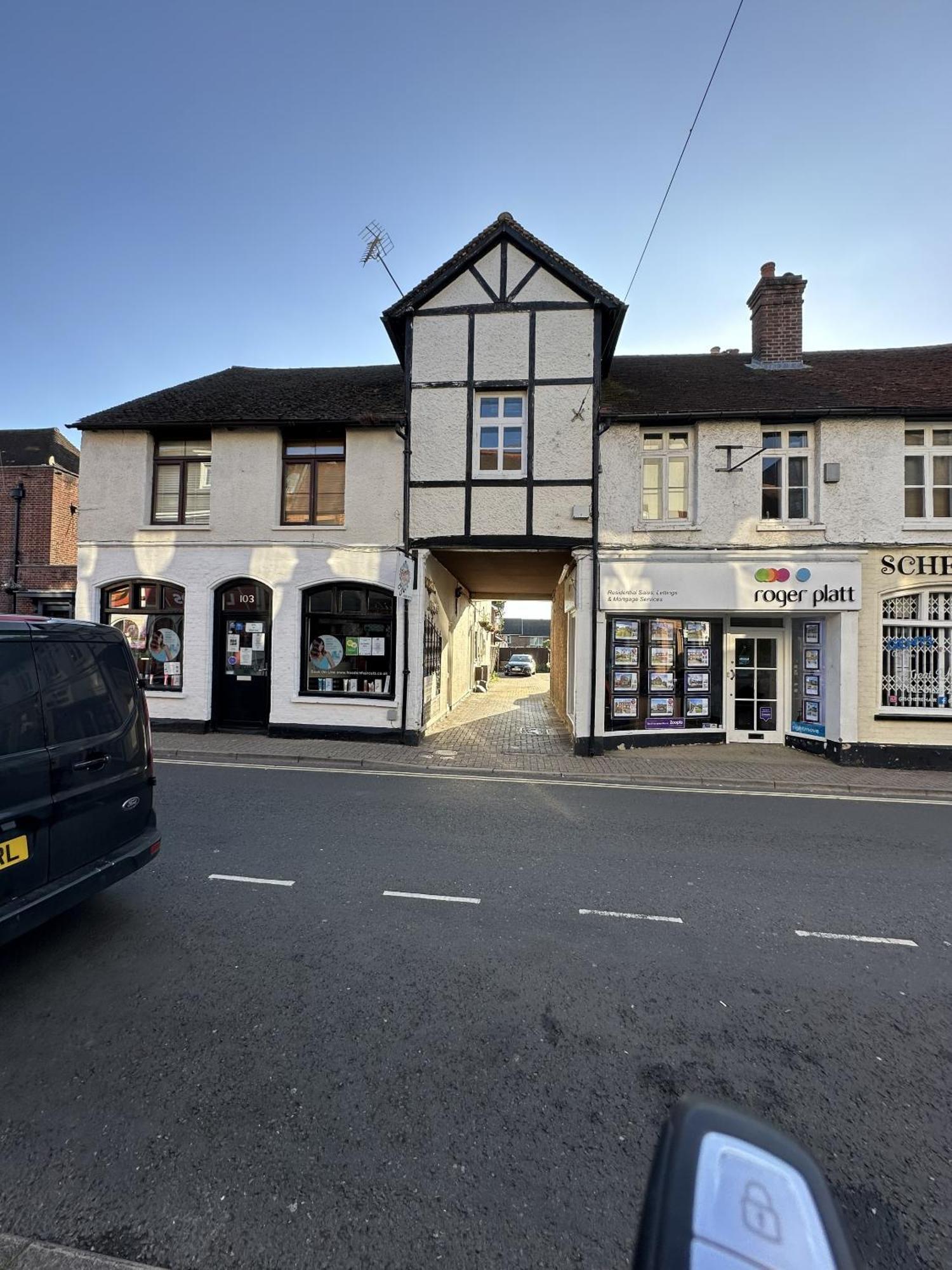 Stylish 1 Bedroom Flat Burnham *