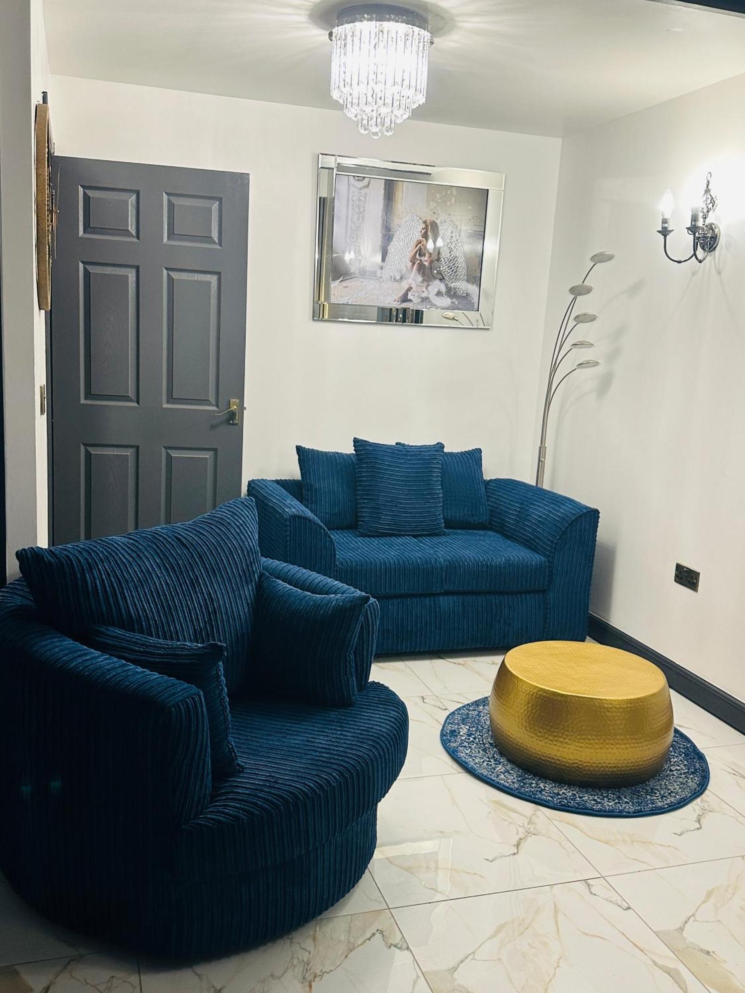 Apartamento Two Bedroom *