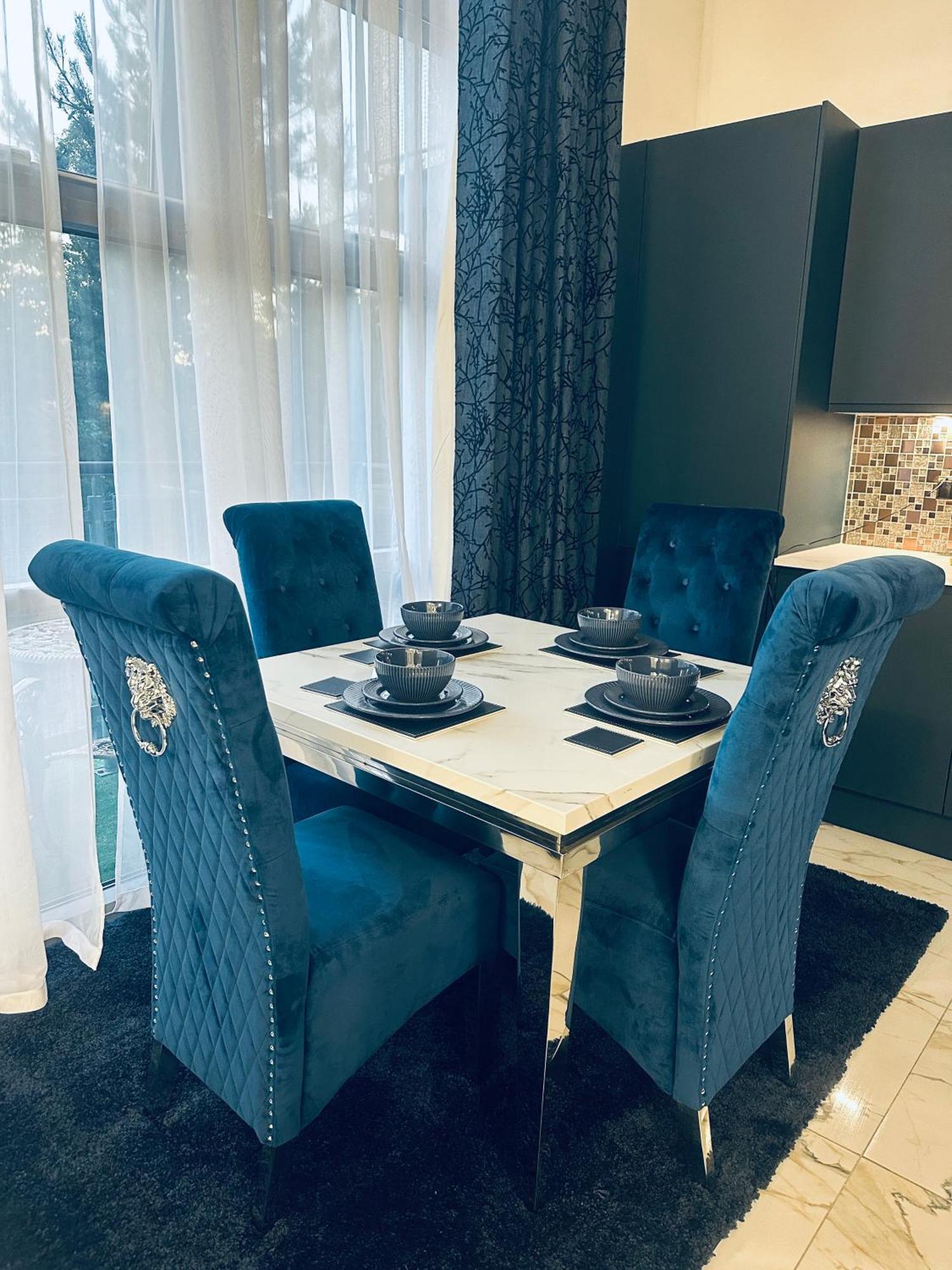 Two Bedroom Apartamento Slough