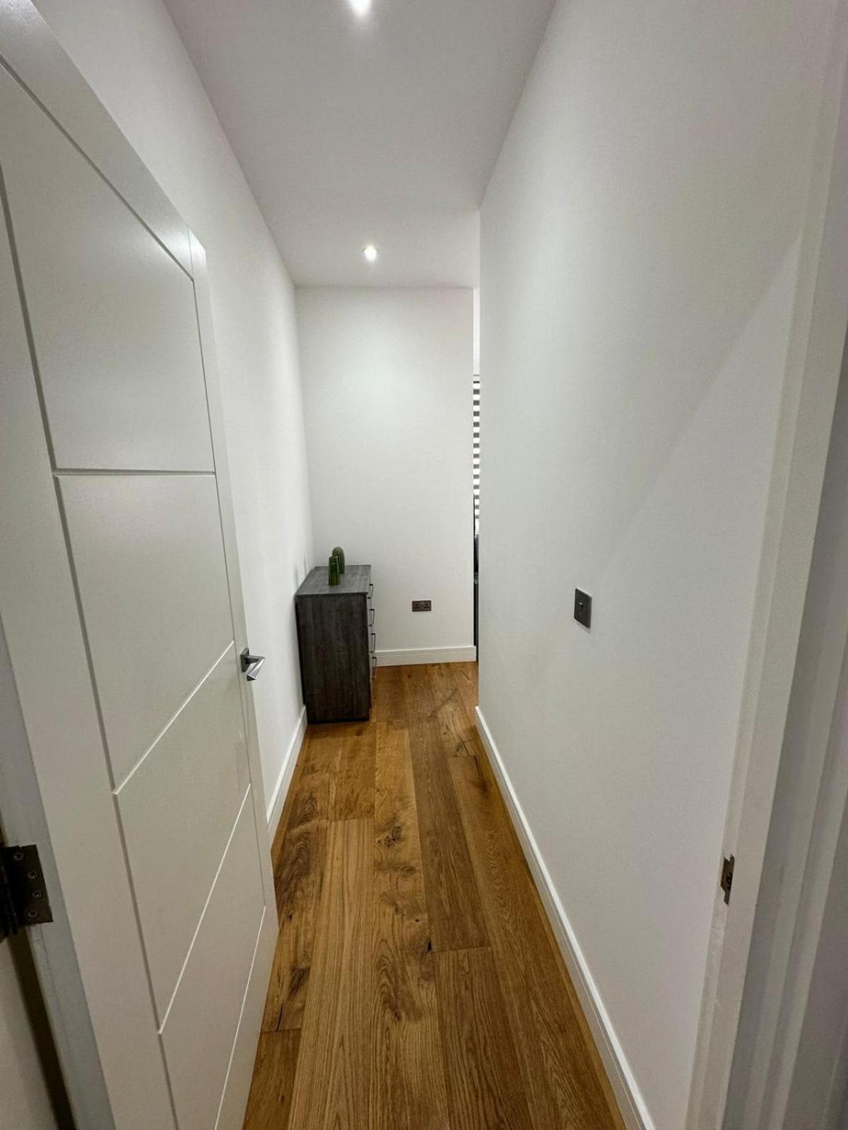 Charming Two Bedroom On Stoke Road Apartment