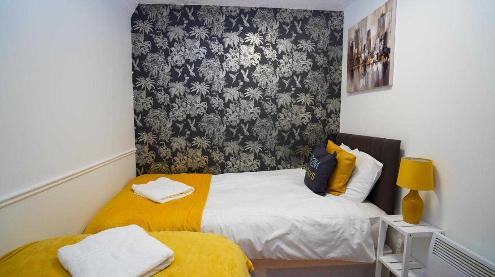 Ground Floor 2bedroom In By Easy 2 Manage Apartamento *