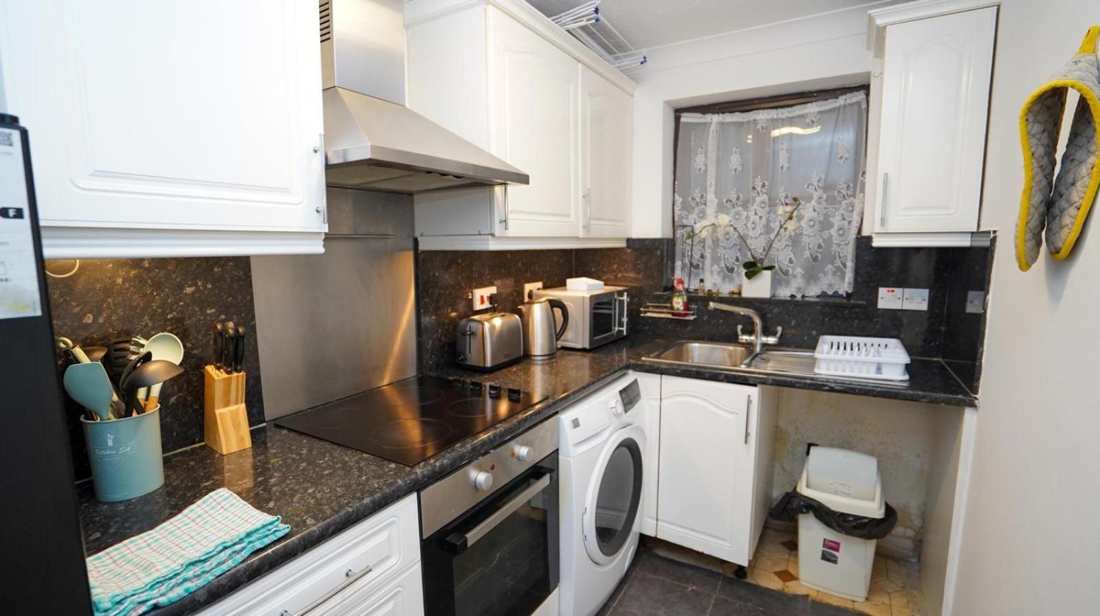 Ground Floor 2bedroom In By Easy 2 Manage