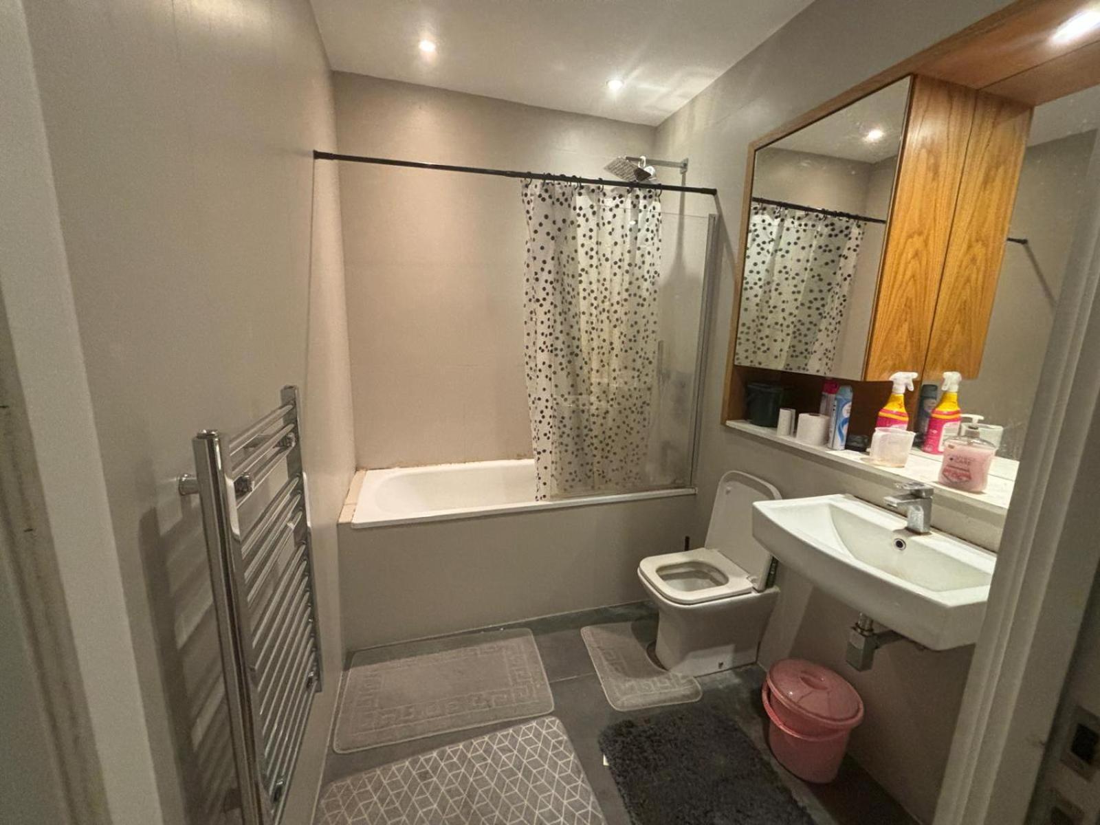 Comfort Homestay Slough