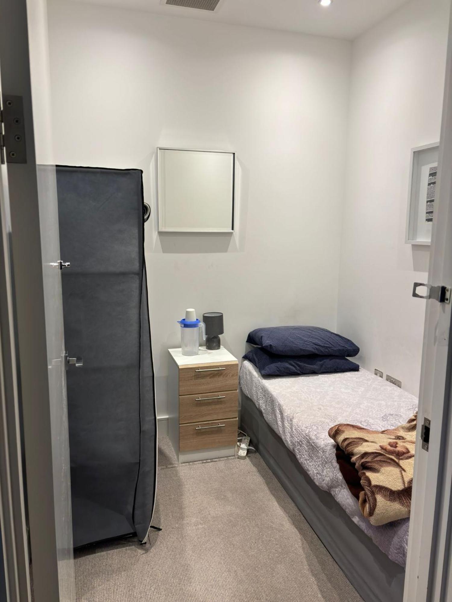 Homestay Bath Road
