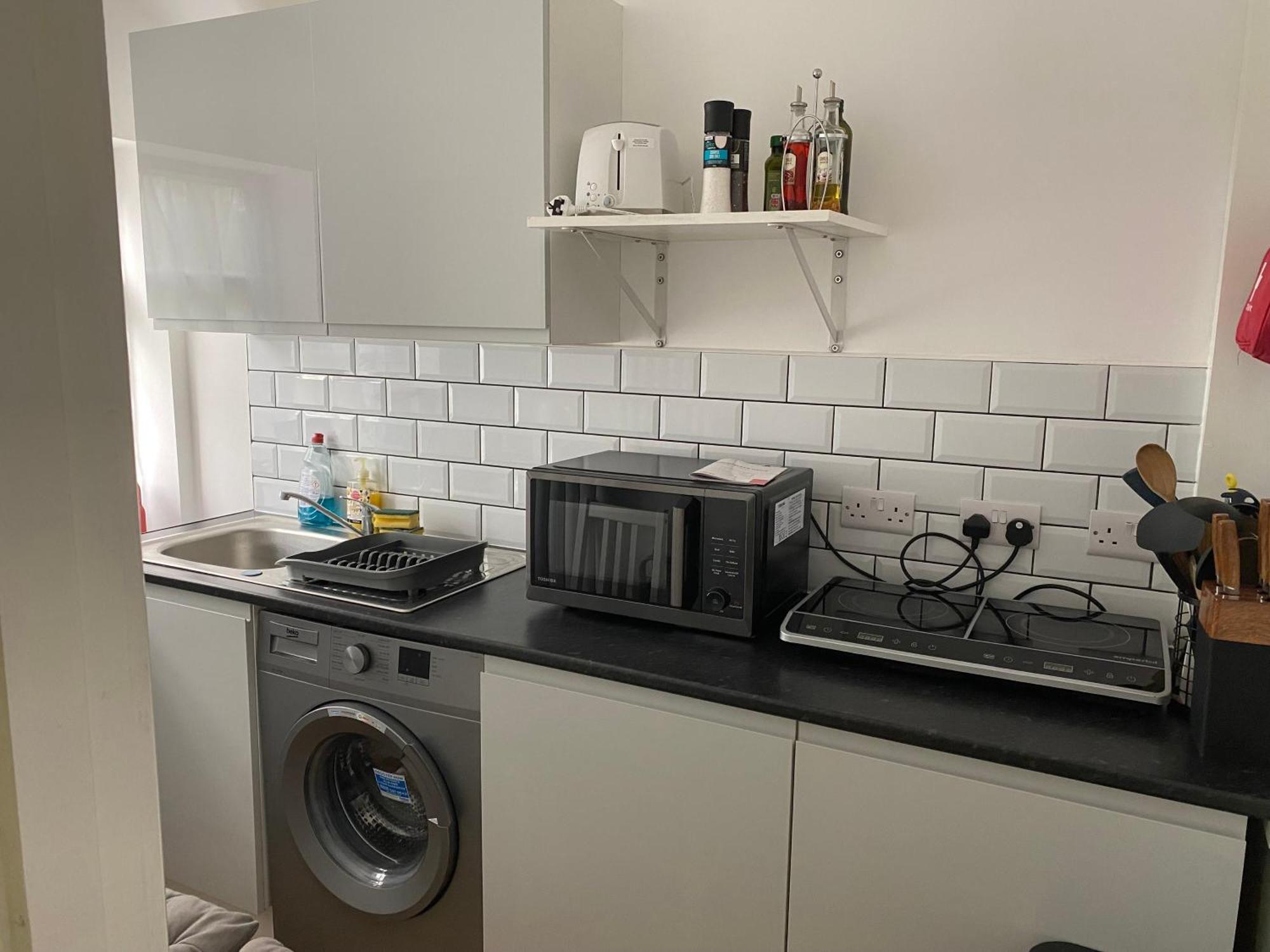 - Sleeps 3 - Petfriendly - Riverside - Bay Slough