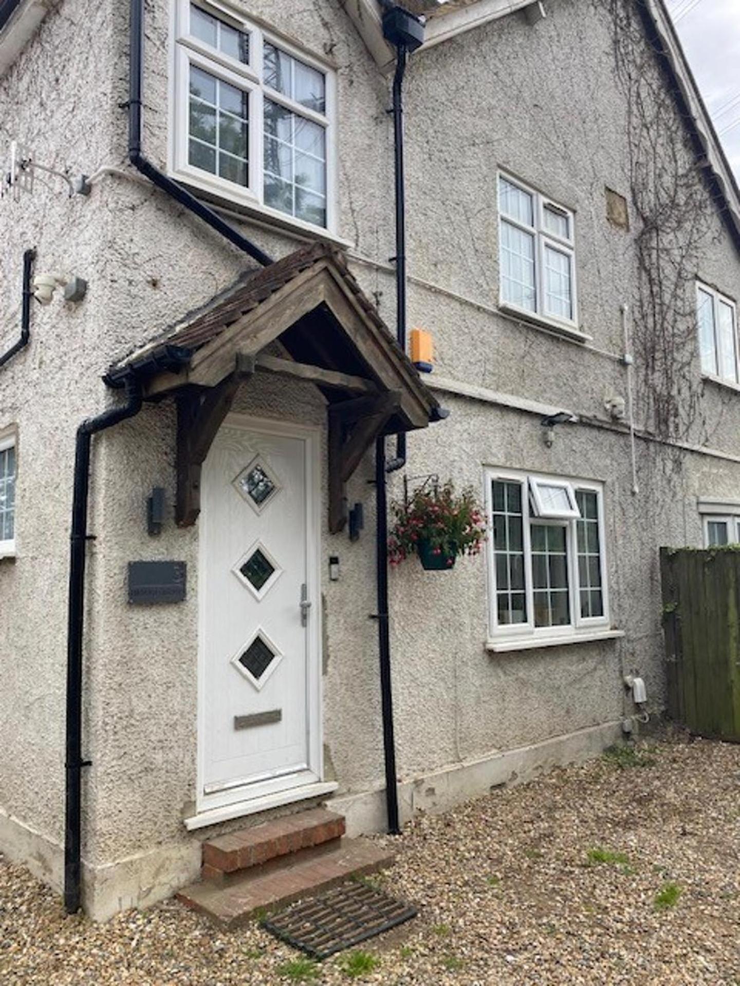 - Sleeps 3 - Petfriendly - Riverside - Bay Apartment