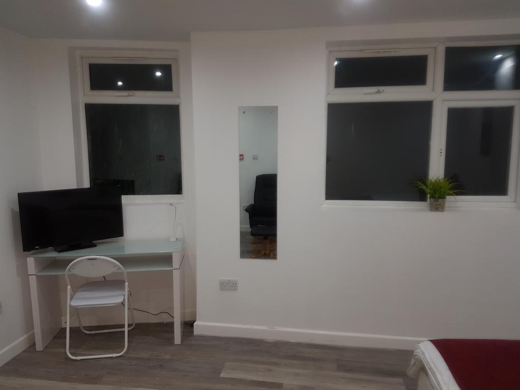 Ledger Serviced & Apartamento